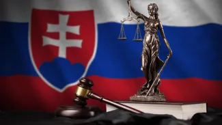 Vláda plánuje zmeny v odmeňovaní prokurátorov