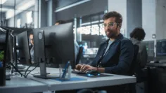 Slovenské firmy nemajú ako zaplatiť šikovných ľudí