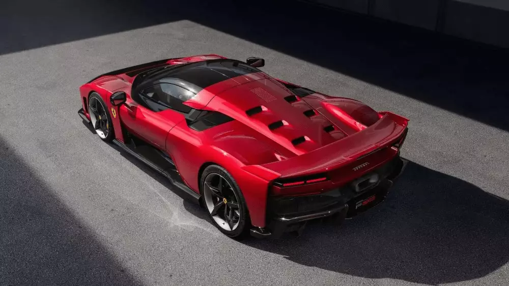 Ferrari F80 za cenu luxusného sídla ohuruje svet