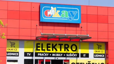 Okay elektro zatvorilo polovicu predajní