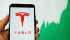 Prudký rast akcií Tesla
