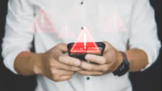 Slováci budú dostávať varovné SMS správy