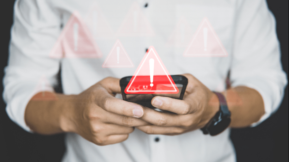 Slováci budú dostávať varovné SMS správy