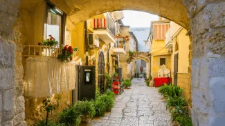 Bari