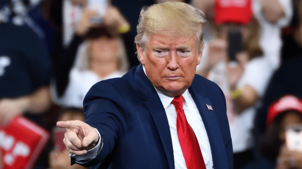 Donald Trump podporuje rast meme coinov