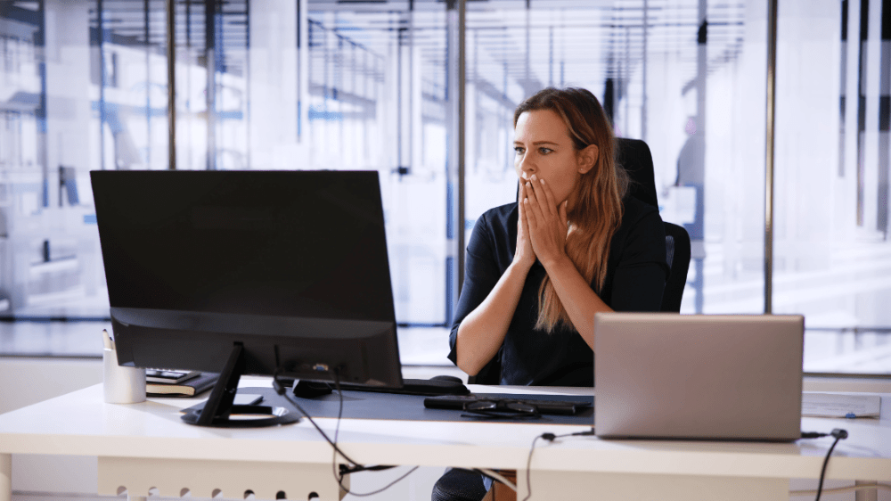 Kataster napadli hekeri, banky majú problém