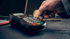Platby s kryptomenami sú populárne