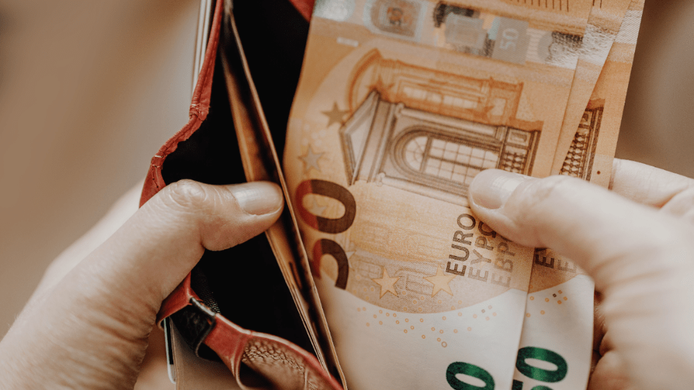 Slováci dostanú vyššie príplatky za prácu