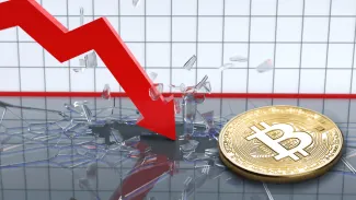 Bitcoin narazil na dno