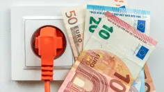 Elektrina niektorým Slovákom zdražie napriek rovnakej spotrebe