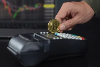 Kryptomenové platby sú čoraz bežnejšie