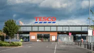 Tesco oslavuje jubilejnú 180. predajňu