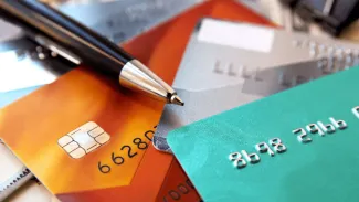 Banky na jar zatvoria pobočky na päť dní