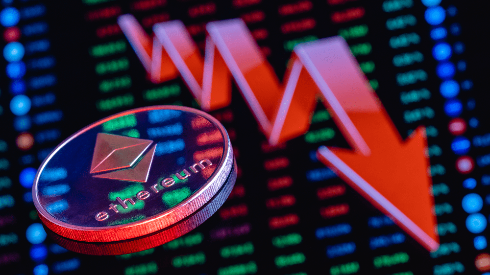 Ethereum údajne čaká pád na 800 dolárov