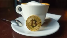 Bitcoin a platba za kávu