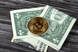 Bitcoin prináša viac ako len zisk