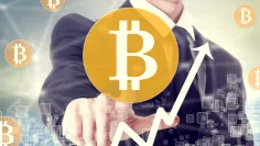 Bitcoin údajne môže dosiahnuť 130 000 dolárov