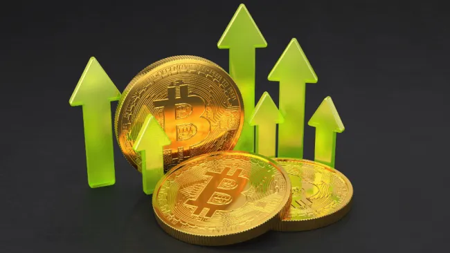 Bitcoin útočí na 100 000 dolárov