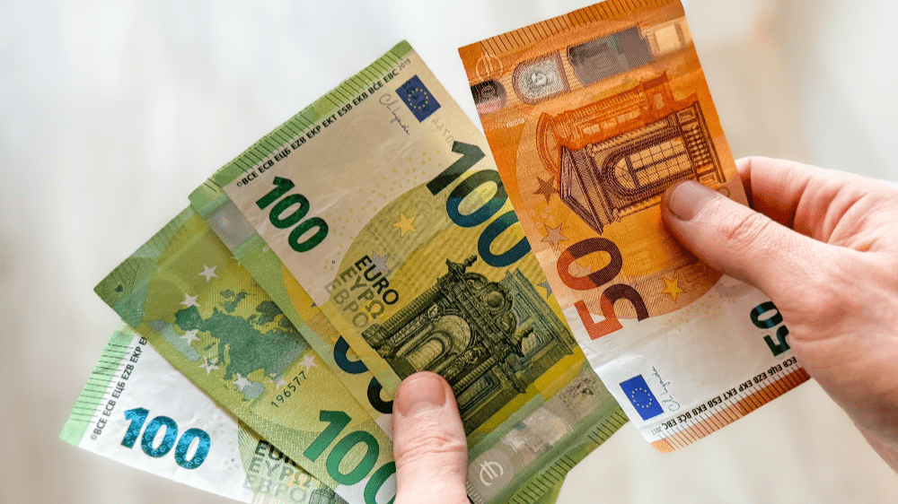 Inflácia v eurozóne stúpa