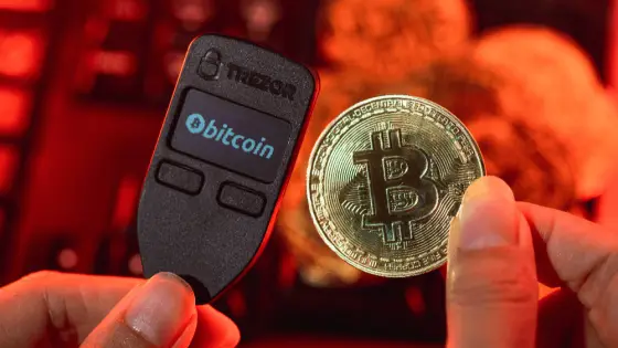 Koľko zarobil 1 Bitcoin za 10 rokov