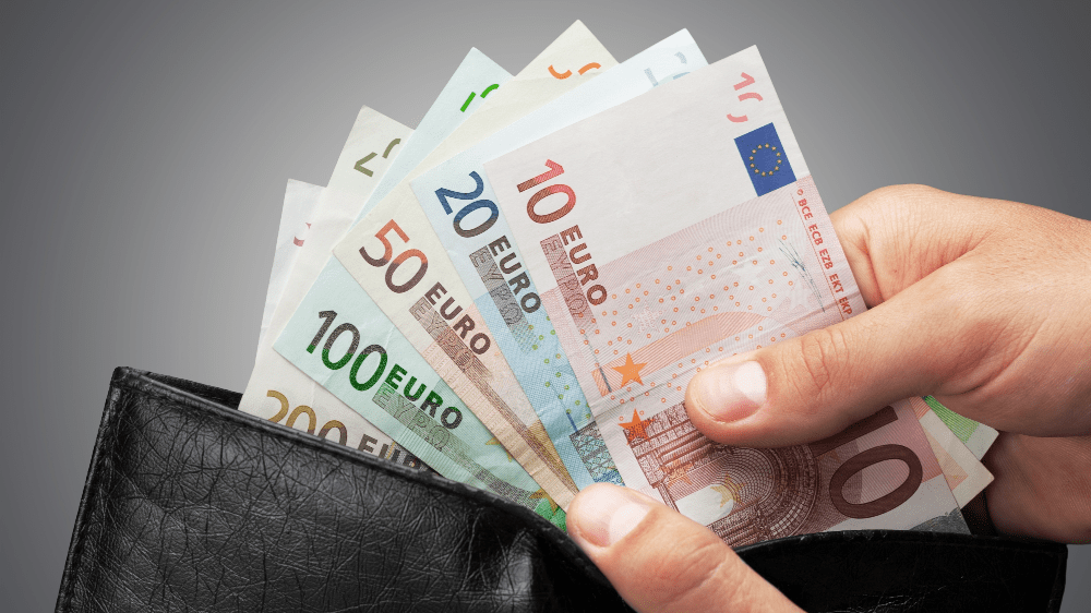 Platy v európskych krajinách a ich porovnanie