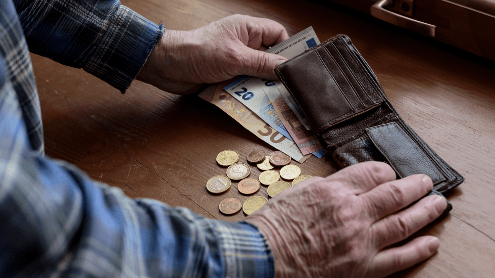 Slováci čelia inflácii a stagnácii miezd