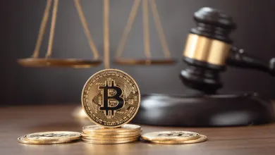 Bitcoin v rukách politikov