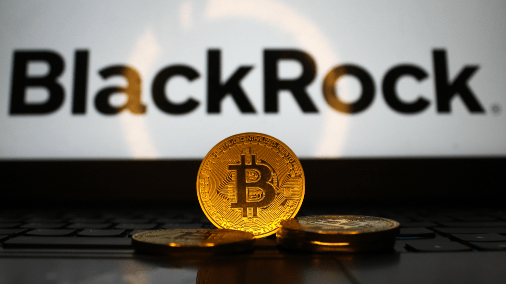 BlackRock nakúpil kryptomeny za stovky miliónov