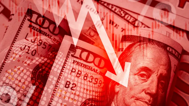 Dolár padol na trojročné minimum