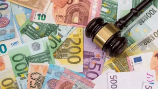 Finančná správa plní štátnu kasu