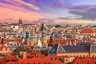 Vychutnajte si Prahu a navštívte podniky podporujúce platby kryptomenami