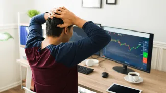 Kryptomeny ho pripravili o 330 miliónov dolárov