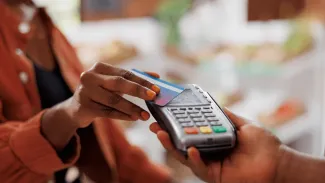 Slovensko zaostáva v platobných termináloch