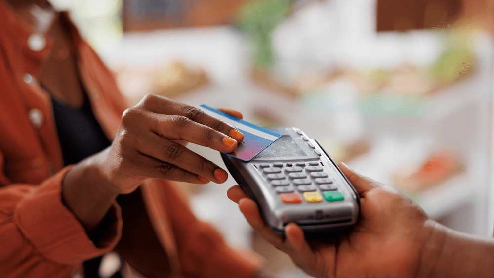Slovensko zaostáva v platobných termináloch