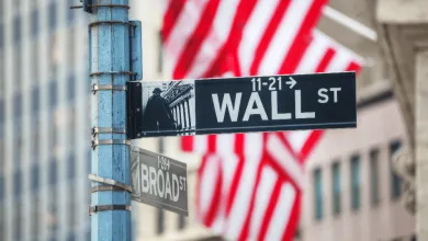 Akcie v USA lámu nové rekordy