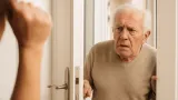 Seniori môžu naletieť podvodníkom