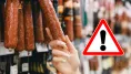 Tesco sťahuje z predaja klobásu