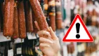Tesco sťahuje z predaja klobásu