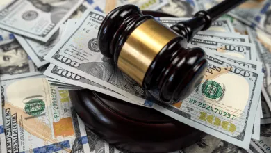 Dolár sa využíva na nelegálnu činnosť častejšie ako Bitcoin