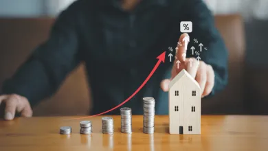 Ekonomika brzdí, hypotéky šprintujú