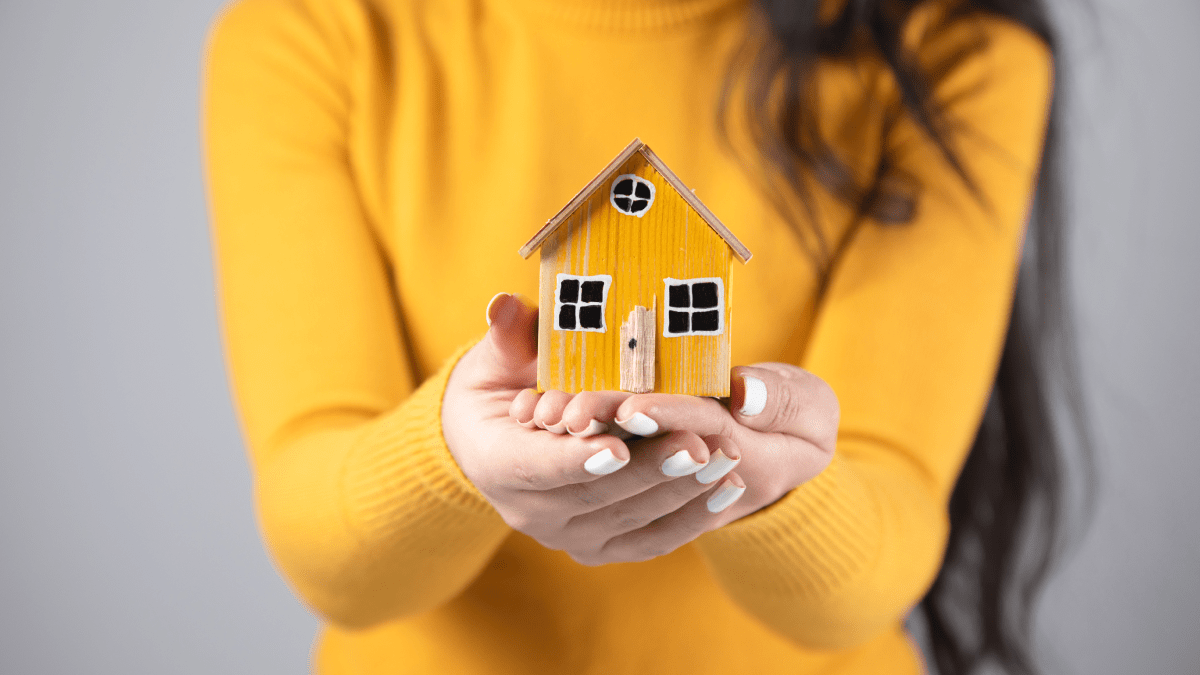 Pred kúpou bytu spomaľte