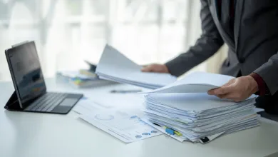 Preskúmajte staré akcie a certifikáty