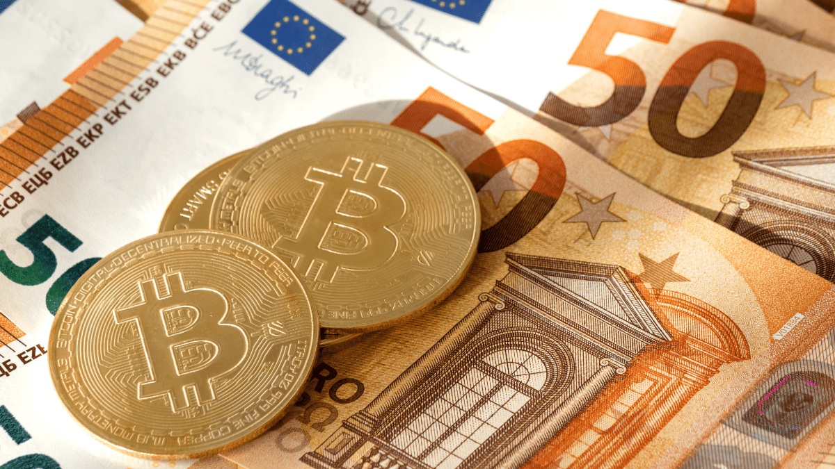 Bitcoin a pravidelná investícia 50 eur mesačne