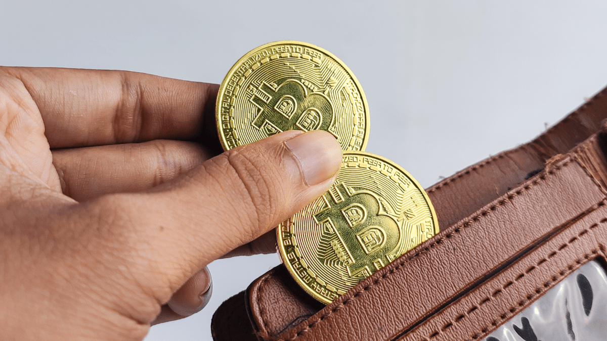 Bitcoin prichádza o milionárske peňaženky