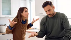 Peniaze ničia vzťahy