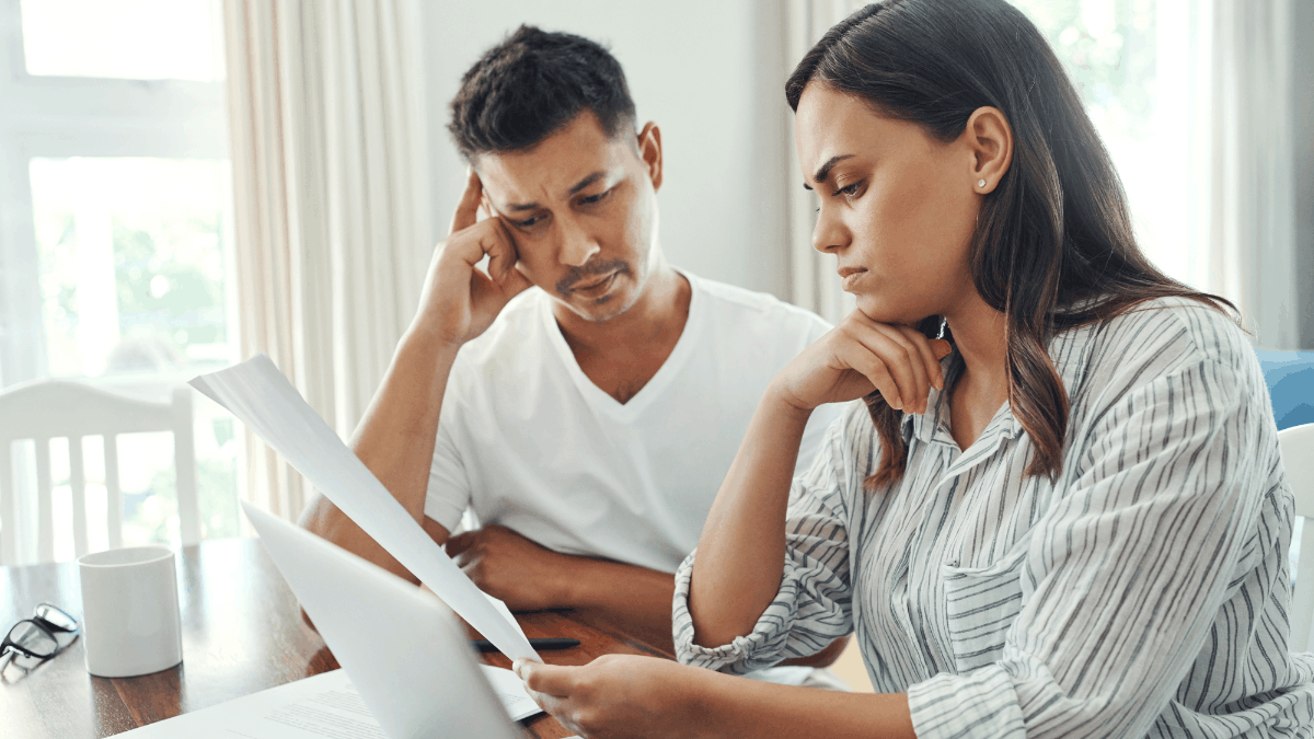 Úver verzus hypotéka