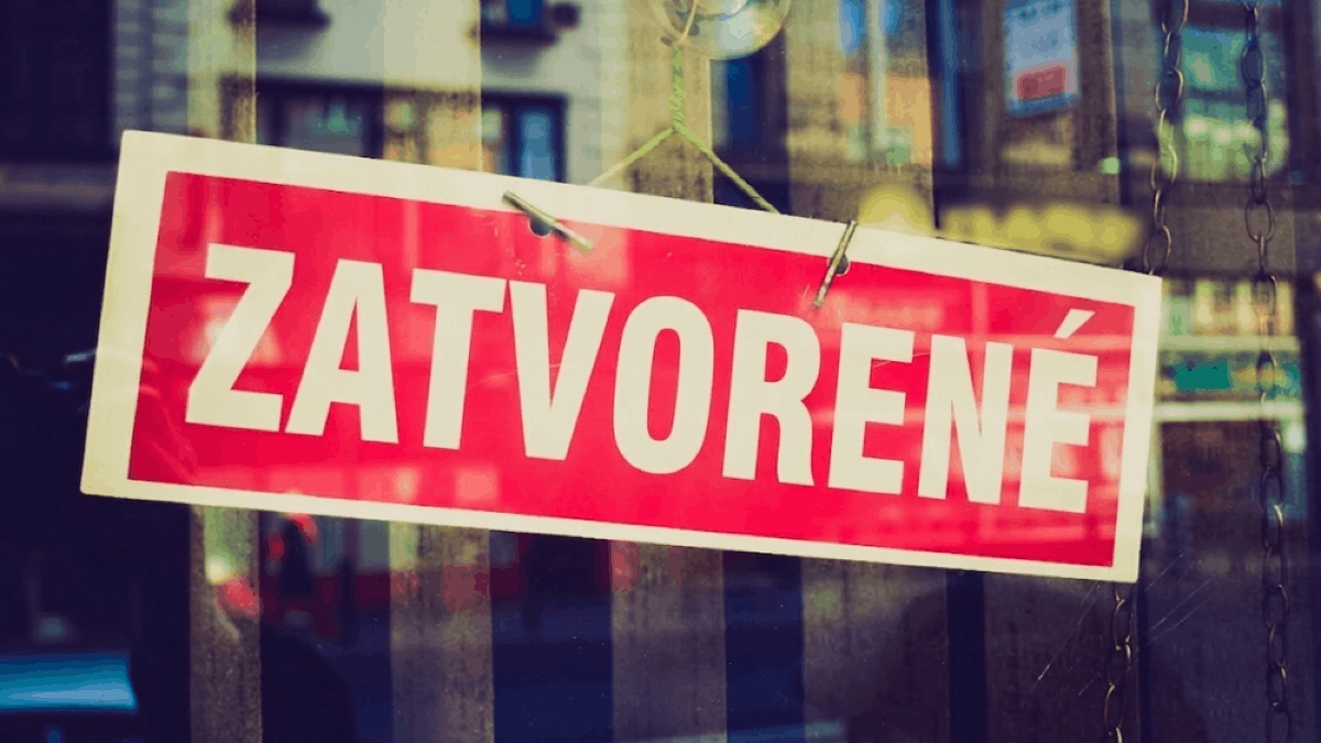 Banky v Dubaji dočasne zatvárajú pobočky