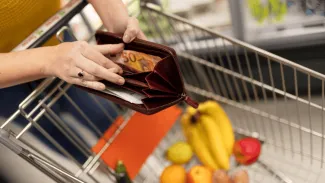 Inflácia spomalila vďaka potravinám
