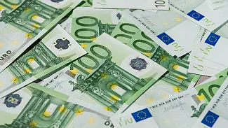 Máte doma starú 100-eurovku?