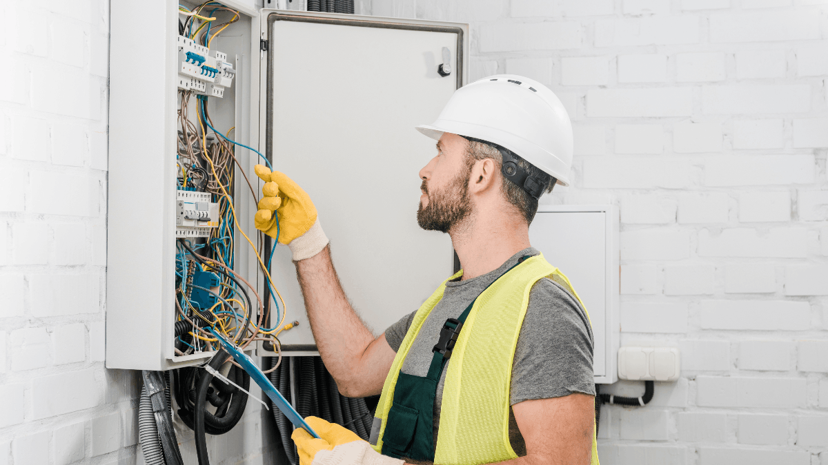 Slováci v bytoch zabúdajú na revízie